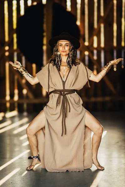 WILD DRESS