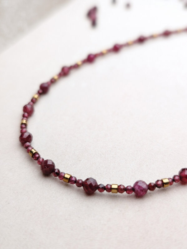 PXL_20251127_205818058.PORTRAIT Granat