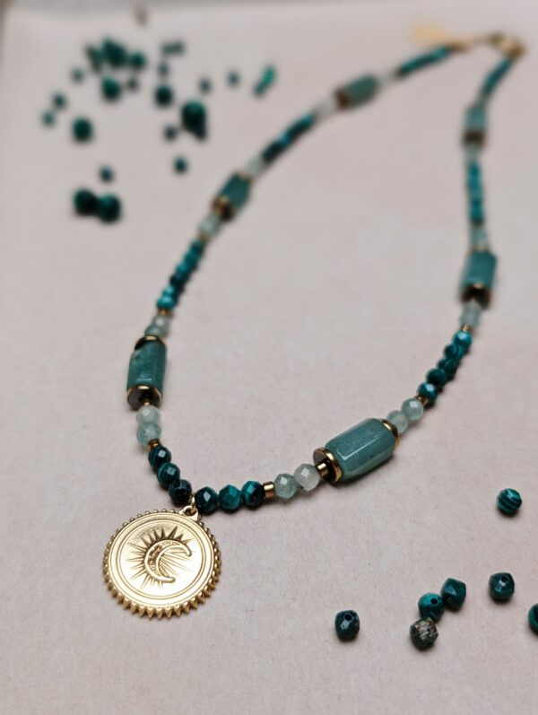 PXL_20251127_213102672.PORTRAIT Malachit Szmaragd Awenturyn Hematyt