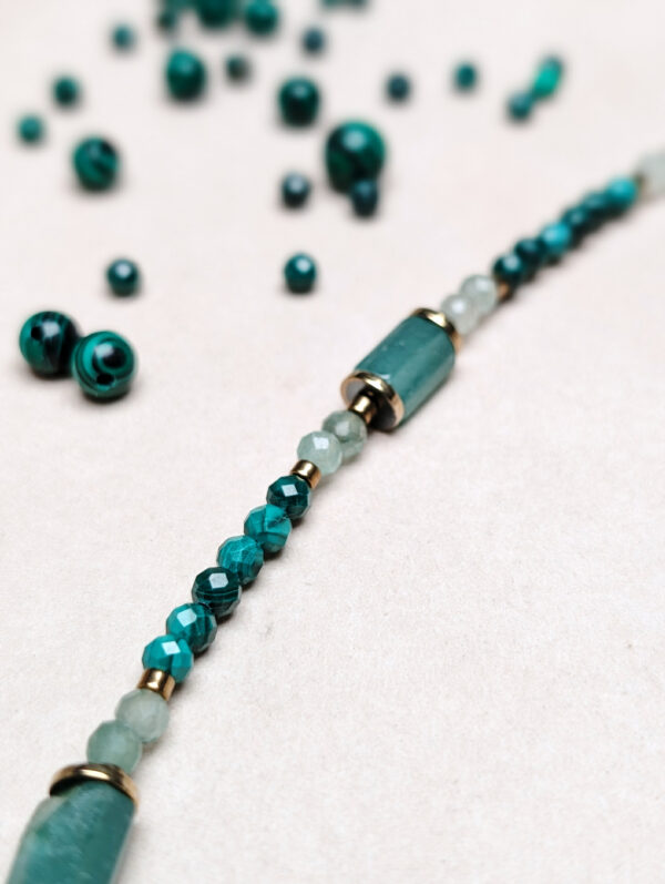 PXL_20251127_213142528.PORTRAIT Malachit Szmaragd Awenturyn Hematyt