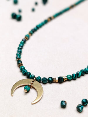 PXL_20251127_213340111.PORTRAIT Agat mszysty Jadeit Hematyt