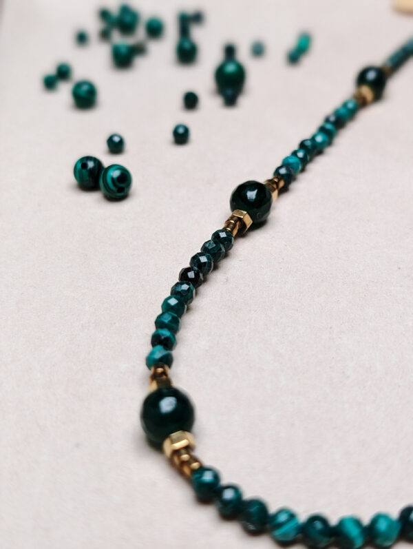 PXL_20251127_213800205.PORTRAIT Jadeit Malachit Hematyt