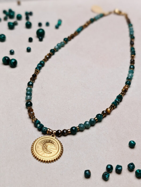 PXL_20251127_214432239.PORTRAIT Malachit Jadeit Tygrysie Oko Hematyt Szmaragd