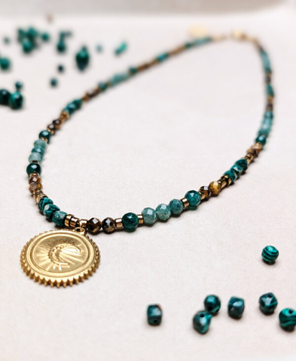 PXL_20251127_214510315.PORTRAIT Malachit Jadeit Tygrysie Oko Hematyt Szmaragd