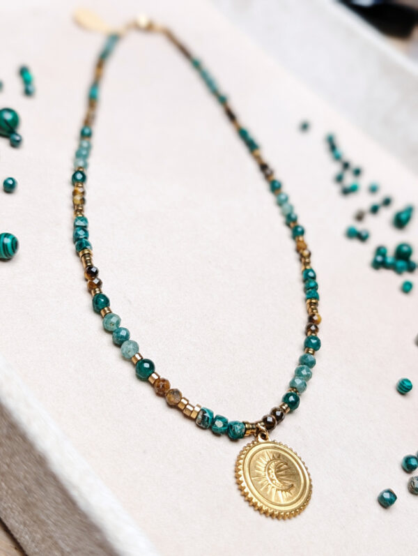 PXL_20251127_214536828.PORTRAIT Malachit Jadeit Tygrysie Oko Hematyt Szmaragd