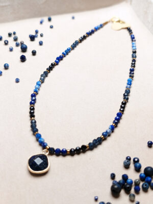 PXL_20251127_221841669.PORTRAIT Lapis Lazuli Noc Kairu Szafir