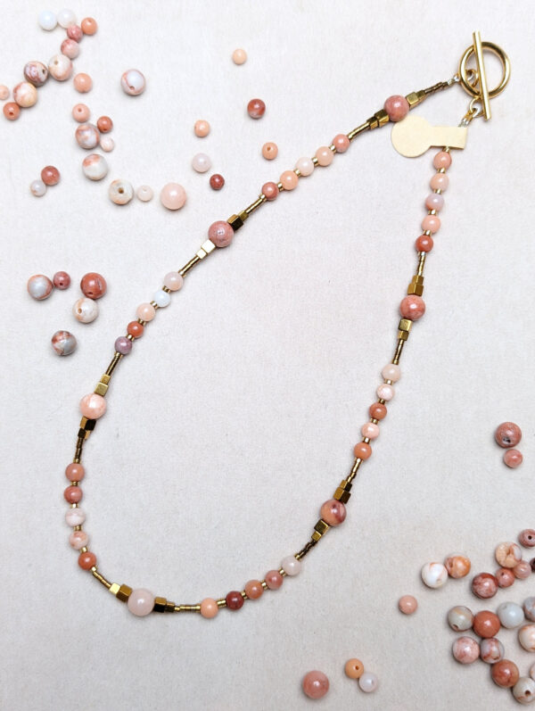 PXL_20251201_135538581.PORTRAIT.ORIGINAL Jadeit Hematyt