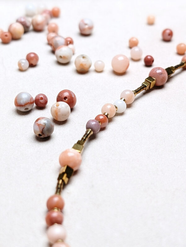 PXL_20251201_135558685.PORTRAIT Jadeit Hematyt