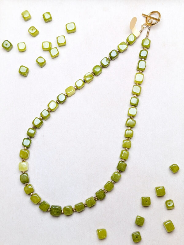 PXL_20251201_145247321.PORTRAIT.ORIGINAL Oliwin (Peridot) Spinel