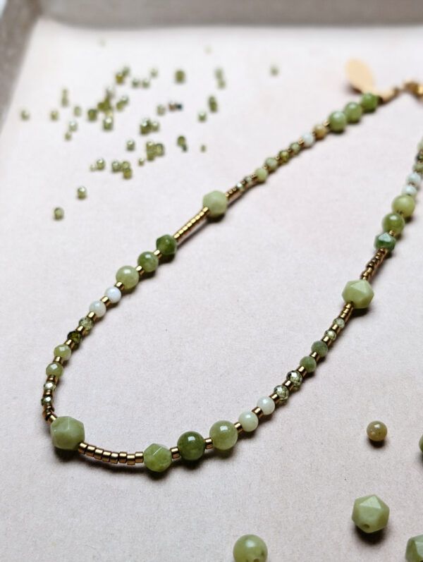 PXL_20251201_145838159.PORTRAIT Jadeit Kanadyjski Cyrkonia Oliwin Turmalin Agat