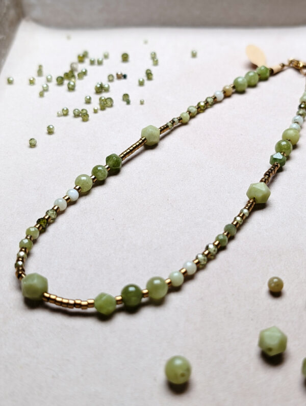 PXL_20251201_145845768.PORTRAIT Jadeit Kanadyjski Cyrkonia Oliwin Turmalin Agat