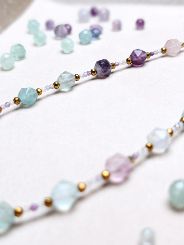 PXL_20251201_154400431.PORTRAIT Hematyt Fluoryt