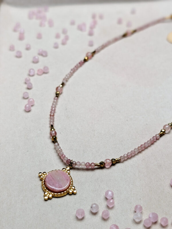 Kwarc Różowy Hematyt