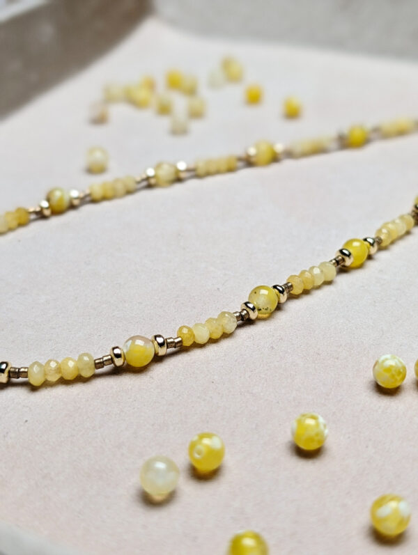 PXL_20251201_210626097.PORTRAIT Agat Żółty Chalcedon Hematyt