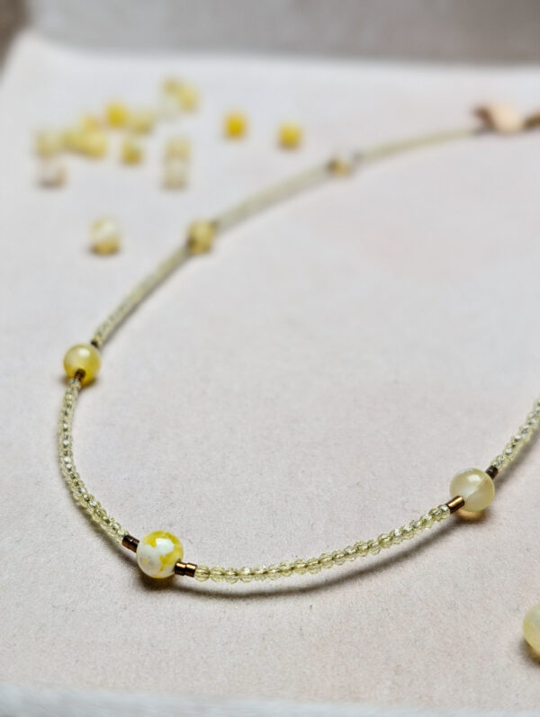 PXL_20251201_210749603.PORTRAIT Agat Żółty Cyrkonia Żółta