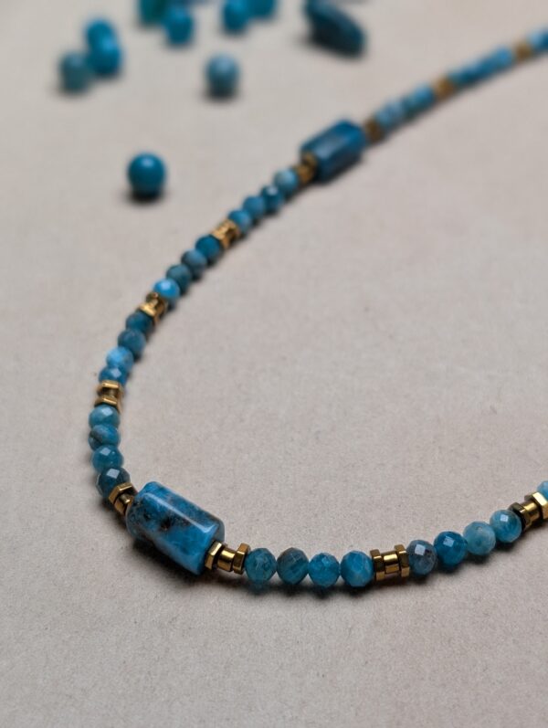 PXL_20251201_213731965.PORTRAIT Apatyt Hematyt