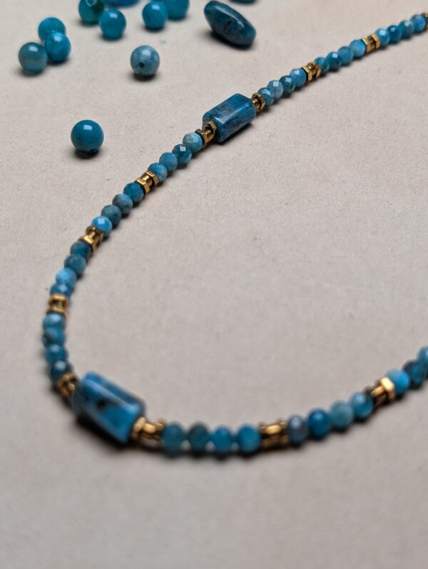 PXL_20251201_213734470.PORTRAIT.ORIGINAL Apatyt Hematyt