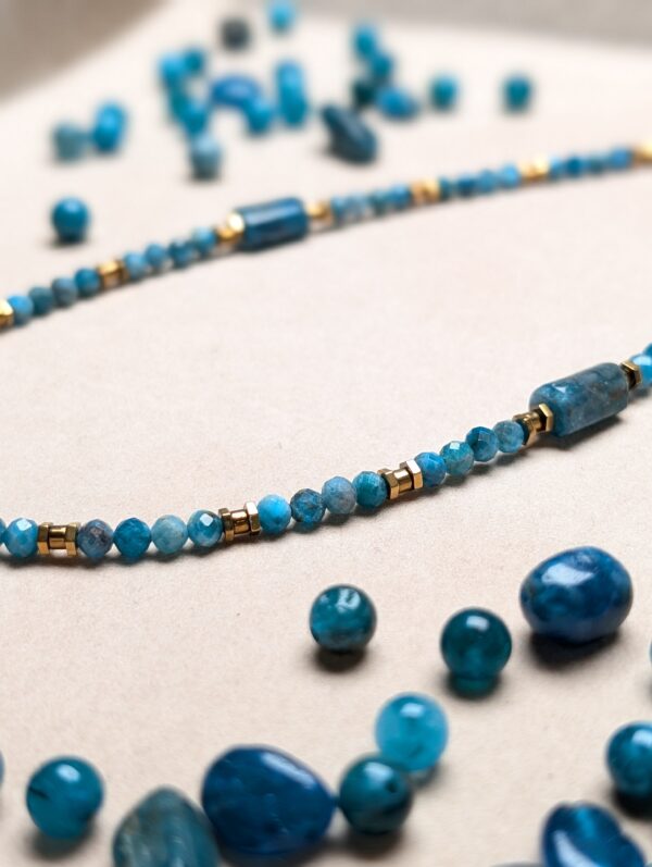 PXL_20251201_213801763.PORTRAIT Apatyt Hematyt