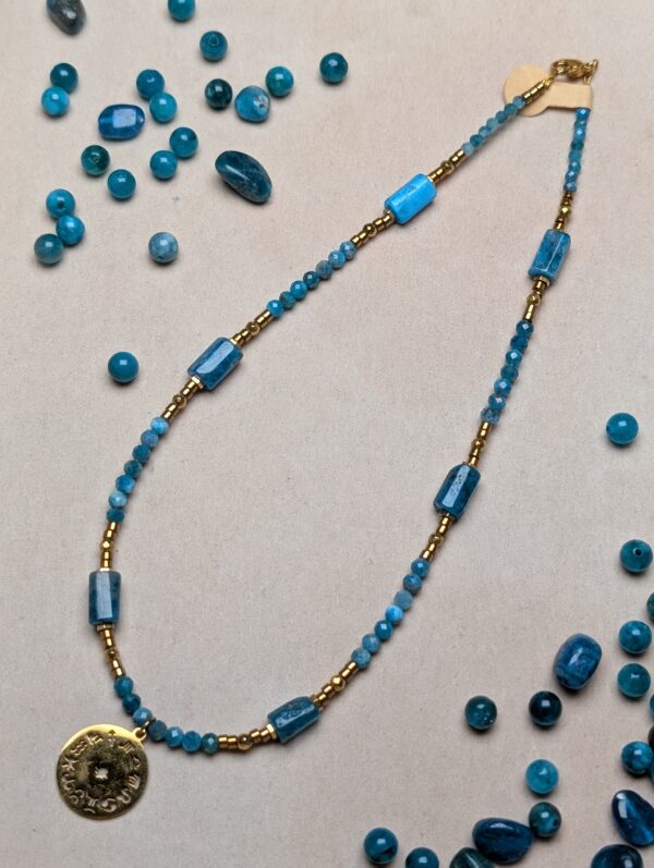 PXL_20251201_214007868.PORTRAIT.ORIGINAL Apatyt Hematyt