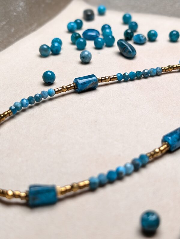 PXL_20251201_214054593.PORTRAIT Apatyt Hematyt