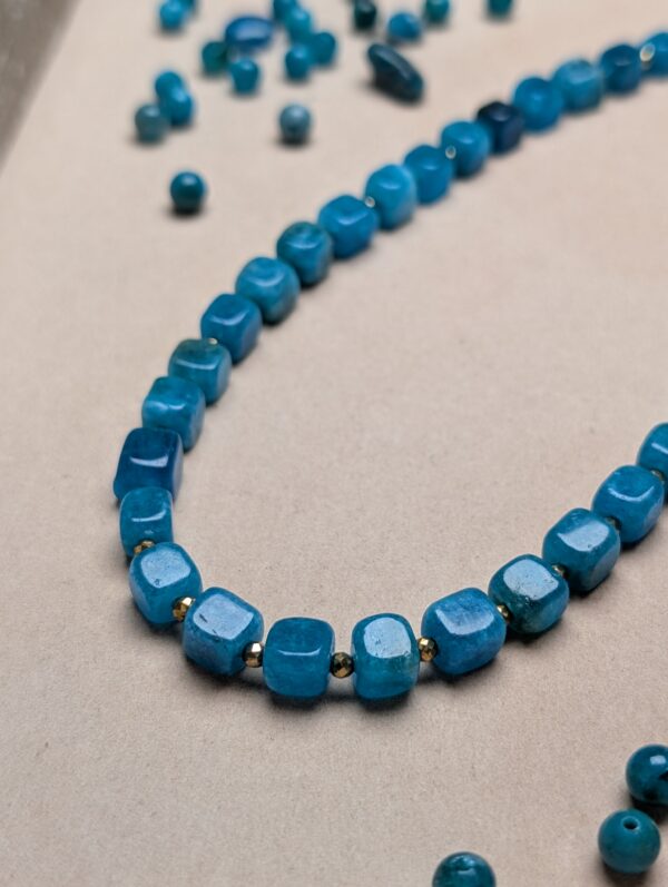 PXL_20251201_214225565 Apatyt Spinel