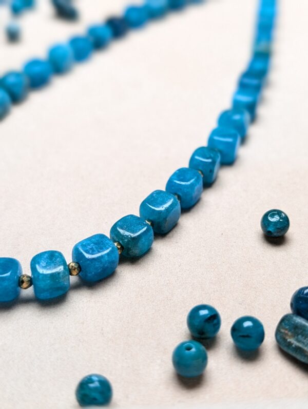 PXL_20251201_214237525.PORTRAIT Apatyt Spinel