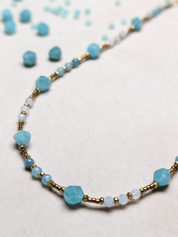 PXL_20251201_215714484.PORTRAIT Akwamaryn Hematyt Larimar