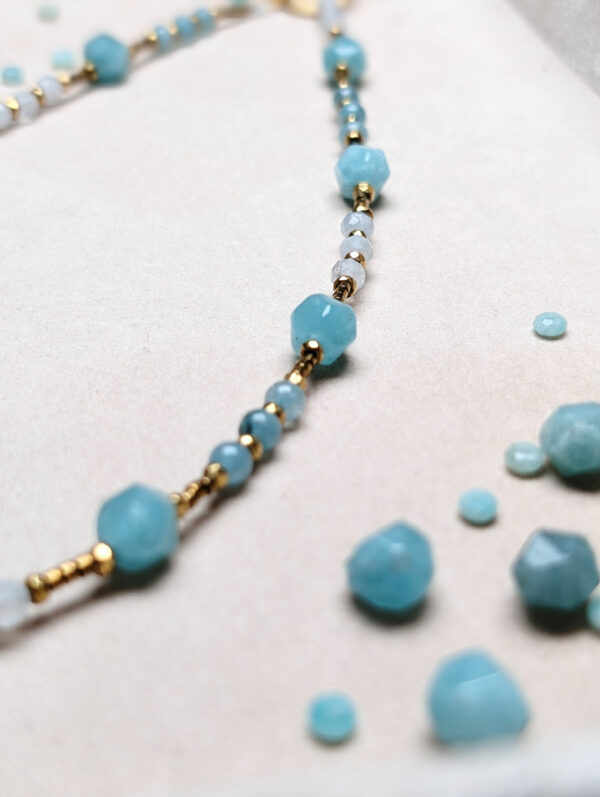 PXL_20251201_215755825.PORTRAIT Akwamaryn Hematyt Larimar