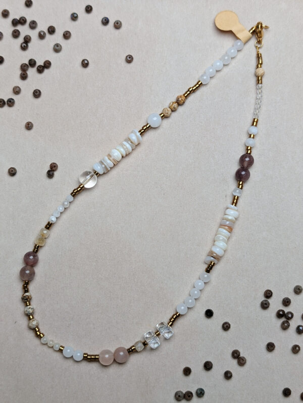 PXL_20251202_083943110.PORTRAIT.ORIGINAL Jadeit Kryształ Górski Jaspis Masa Perłowa Kwarc Cytryn Kamień Księżycowy