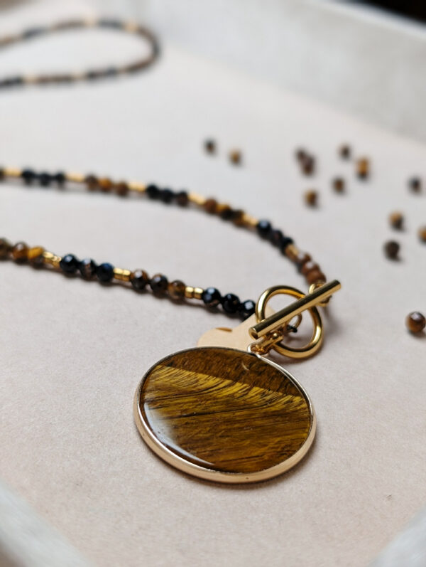 PXL_20251202_094412717.PORTRAIT Tygrysie Oko Agat Botswana