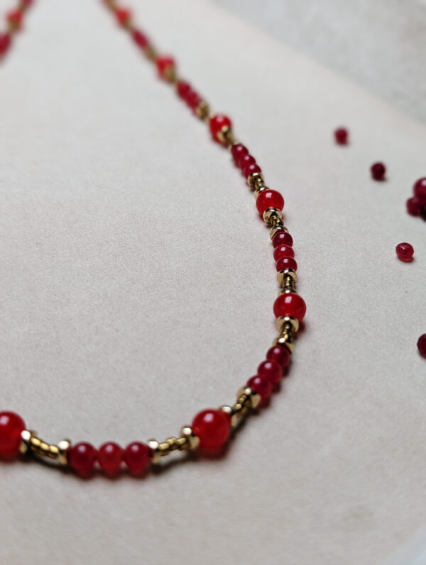 PXL_20251202_100704925.PORTRAIT Chalcedon Hematyt