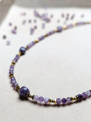 PXL_20251202_164355868.PORTRAIT Ametyst Hematyt